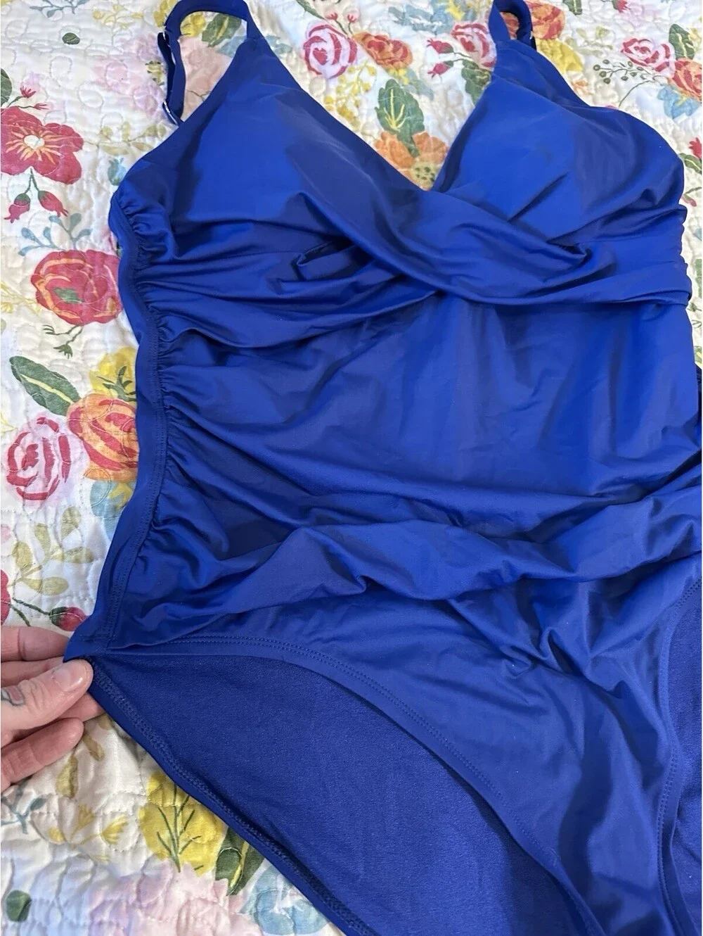 Tommy Bahama 1Pc Cobalt Blue Classic Swimsuit Slimming Tummy Control Size 16 EUC